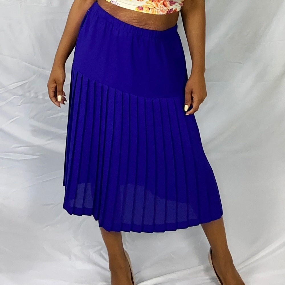 Pleated skirt
